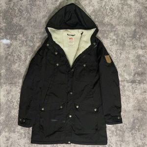 Fjallraven Greenland Winter Parka-Women's (Black)